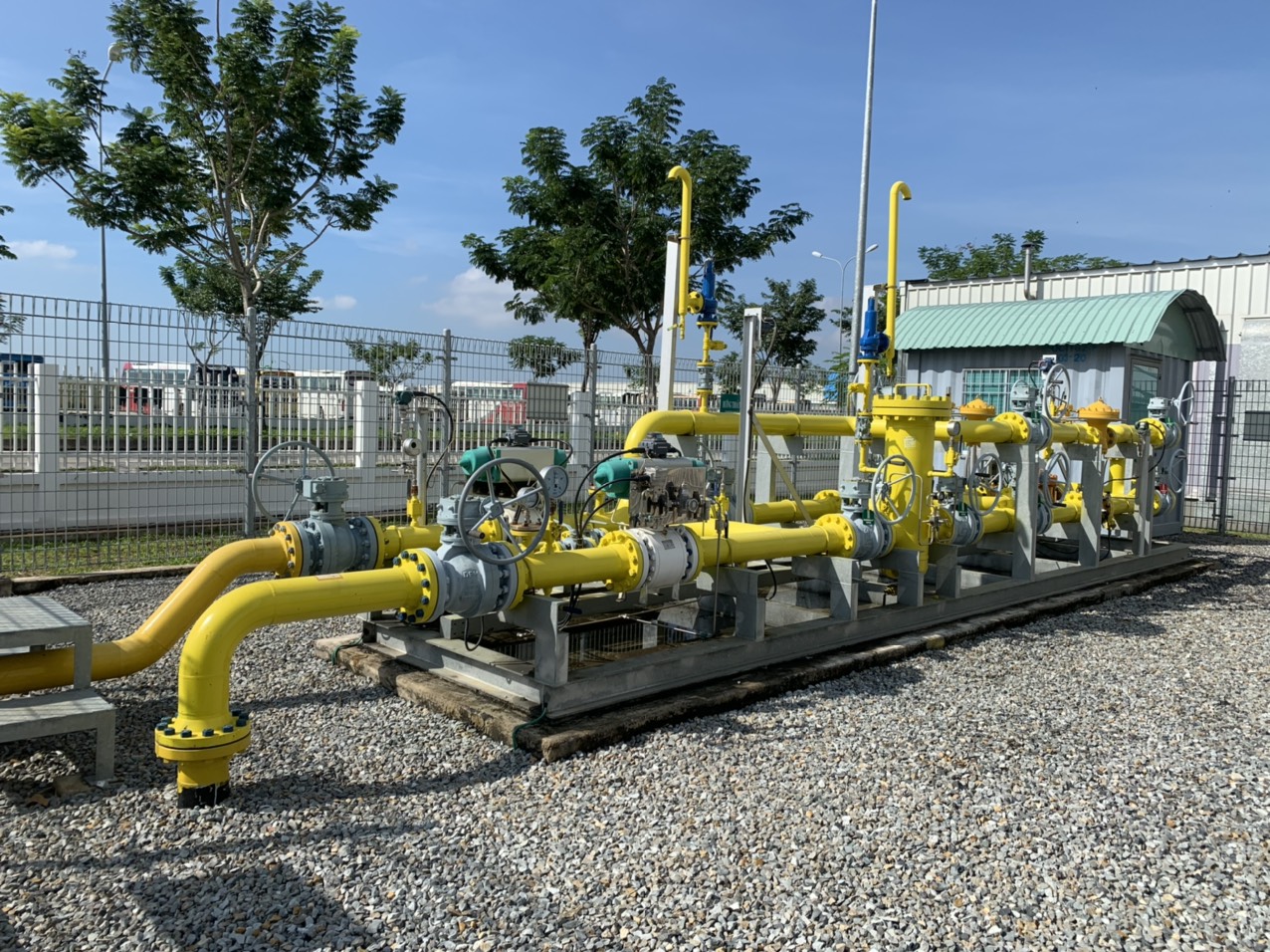 HỆ THỐNG TIẾP NHẬN VÀ CUNG CẤP KHÍ CHO NHÀ MÁY MARUBENI PAPER