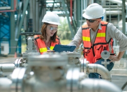 CÔNG NHÂN VẬN HÀNH