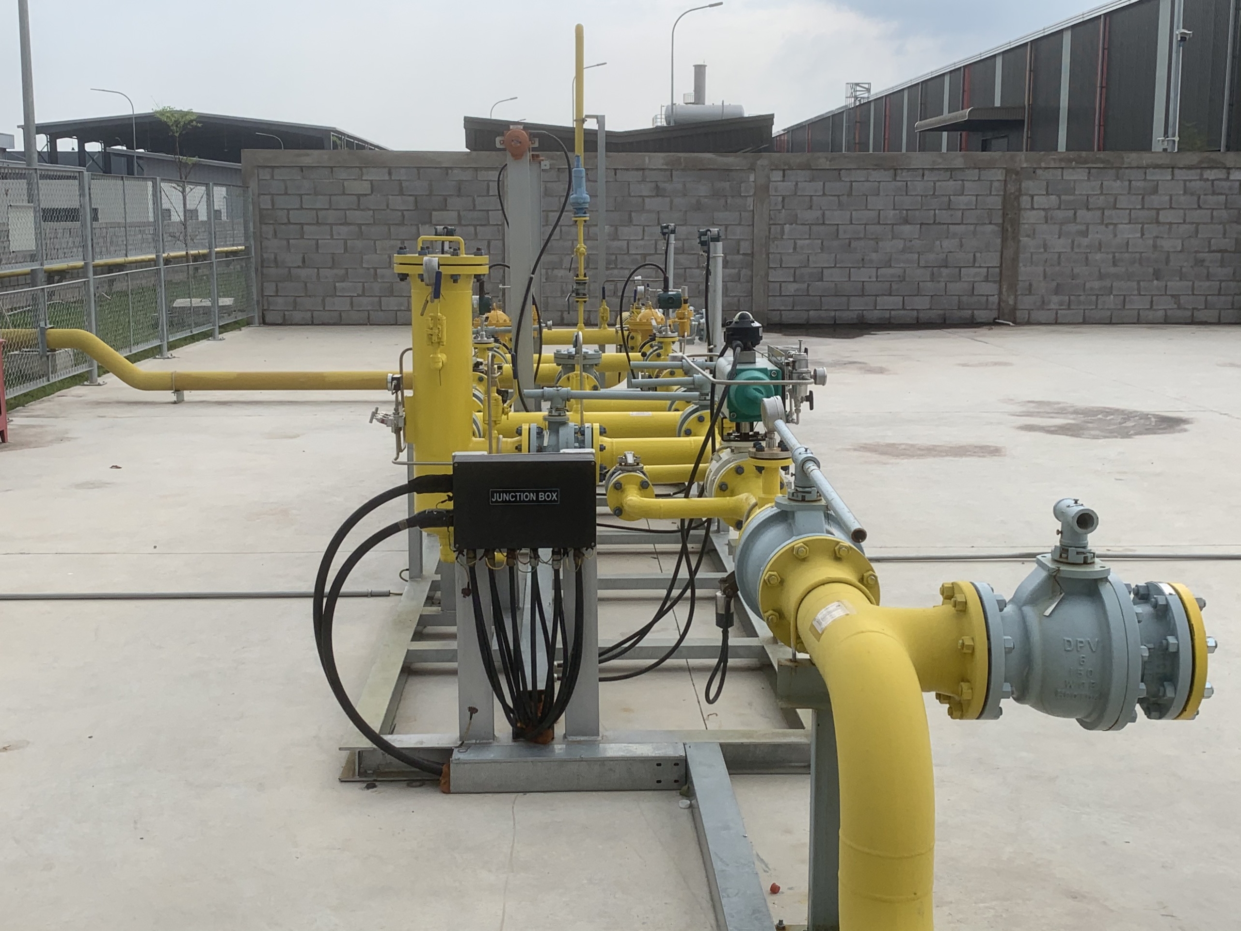 HỆ THỐNG TIẾP NHẬN VÀ CUNG CẤP KHÍ THIÊN NHIÊN CHO NHÀ MÁY MEN CHUEN