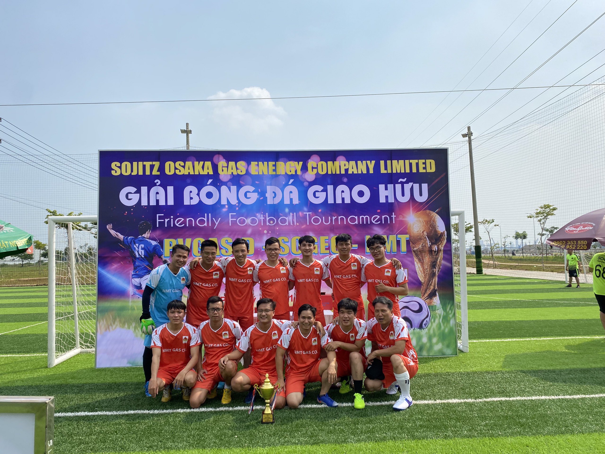 GIAO LƯU BÓNG ĐÁ GIỮA NMT GAS – SOGEC – PV GAS D
