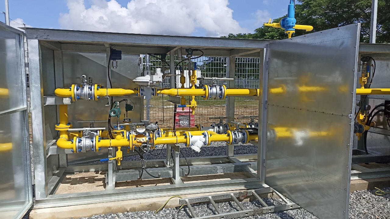 THI CÔNG TUYẾN ỐNG CẤP KHÍ TỪ TRẠM ĐẾN THIẾT BỊ SỬ DỤNG